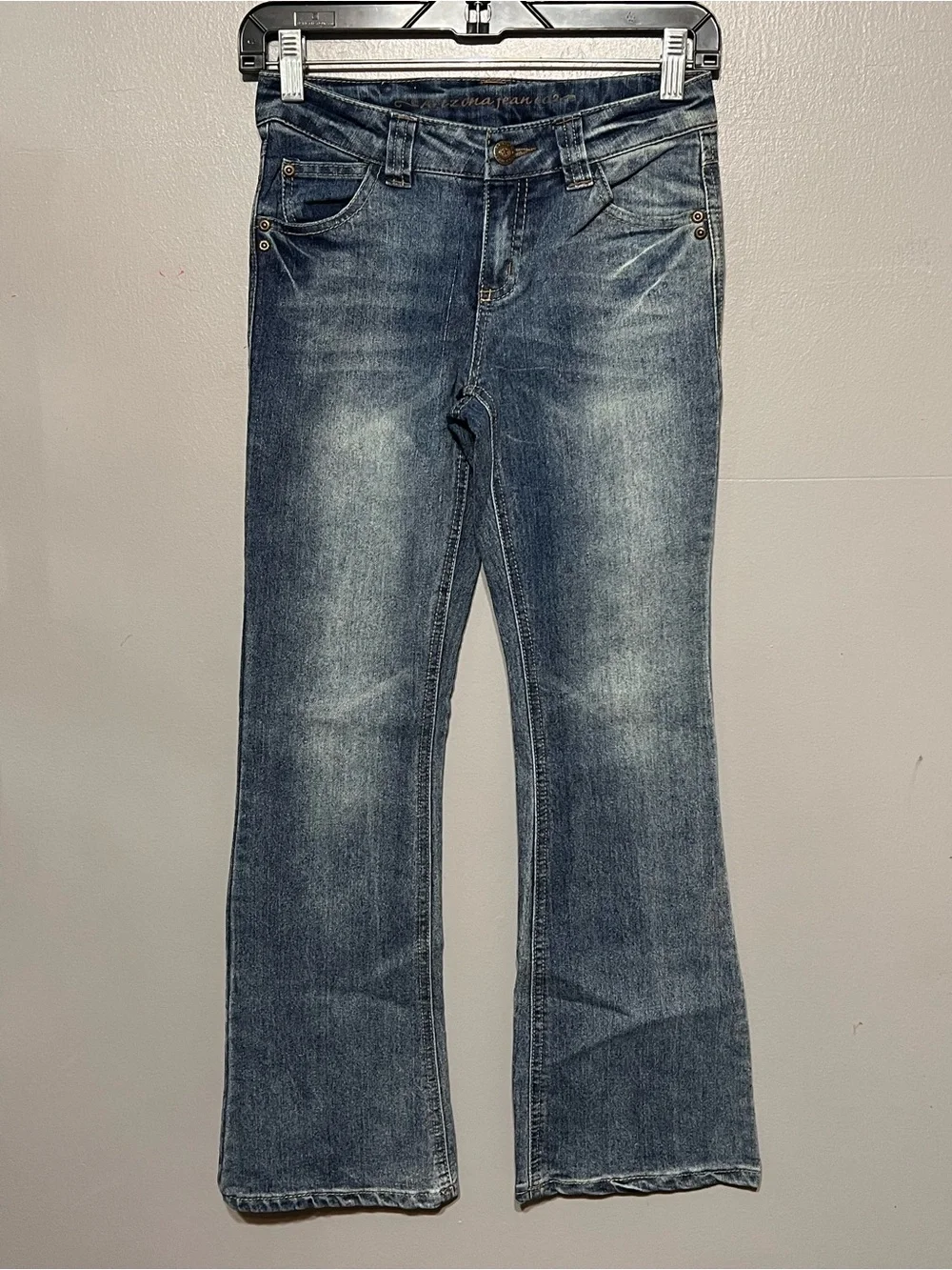 Arizona Jeans Co. Girls Skinny Flare Leg Jeans w/Peace Sign Embroidery Size 10